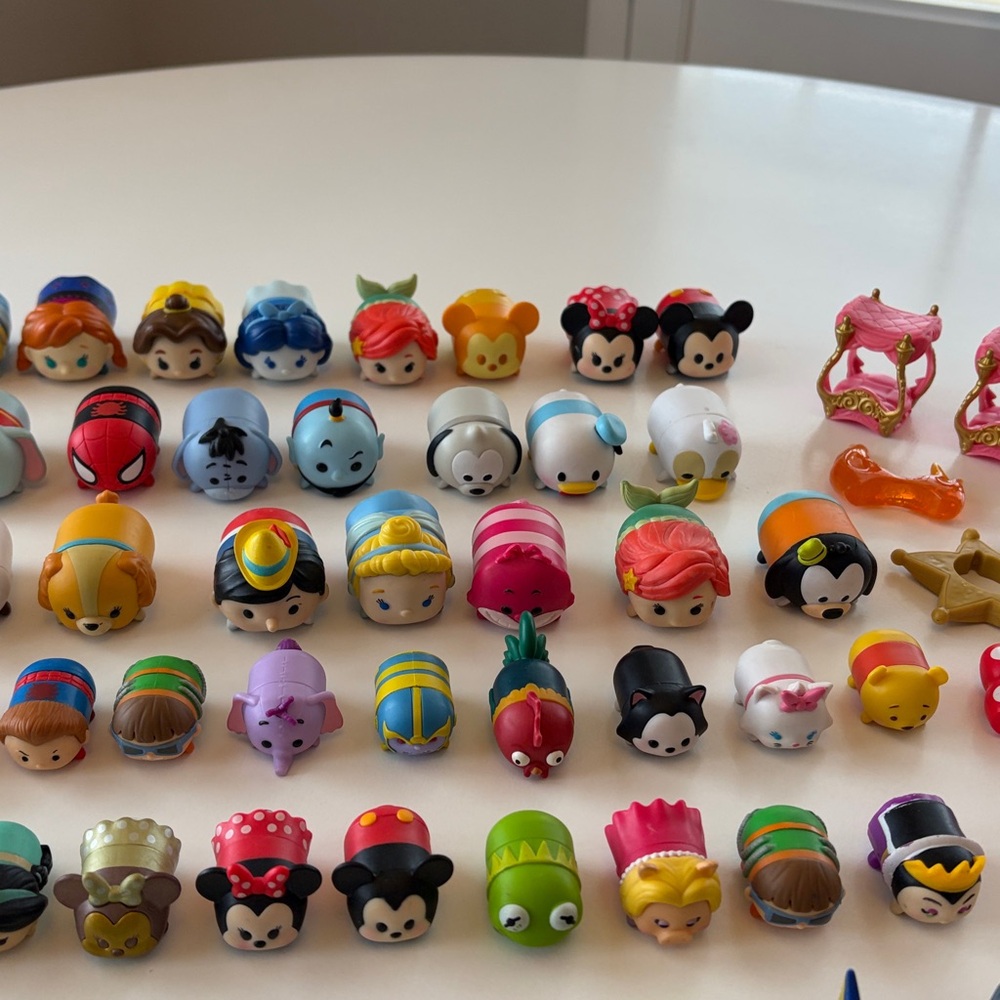 Disney Tsum Tsum Stackable Toy Figurines Lot - Picture 9 of 12
